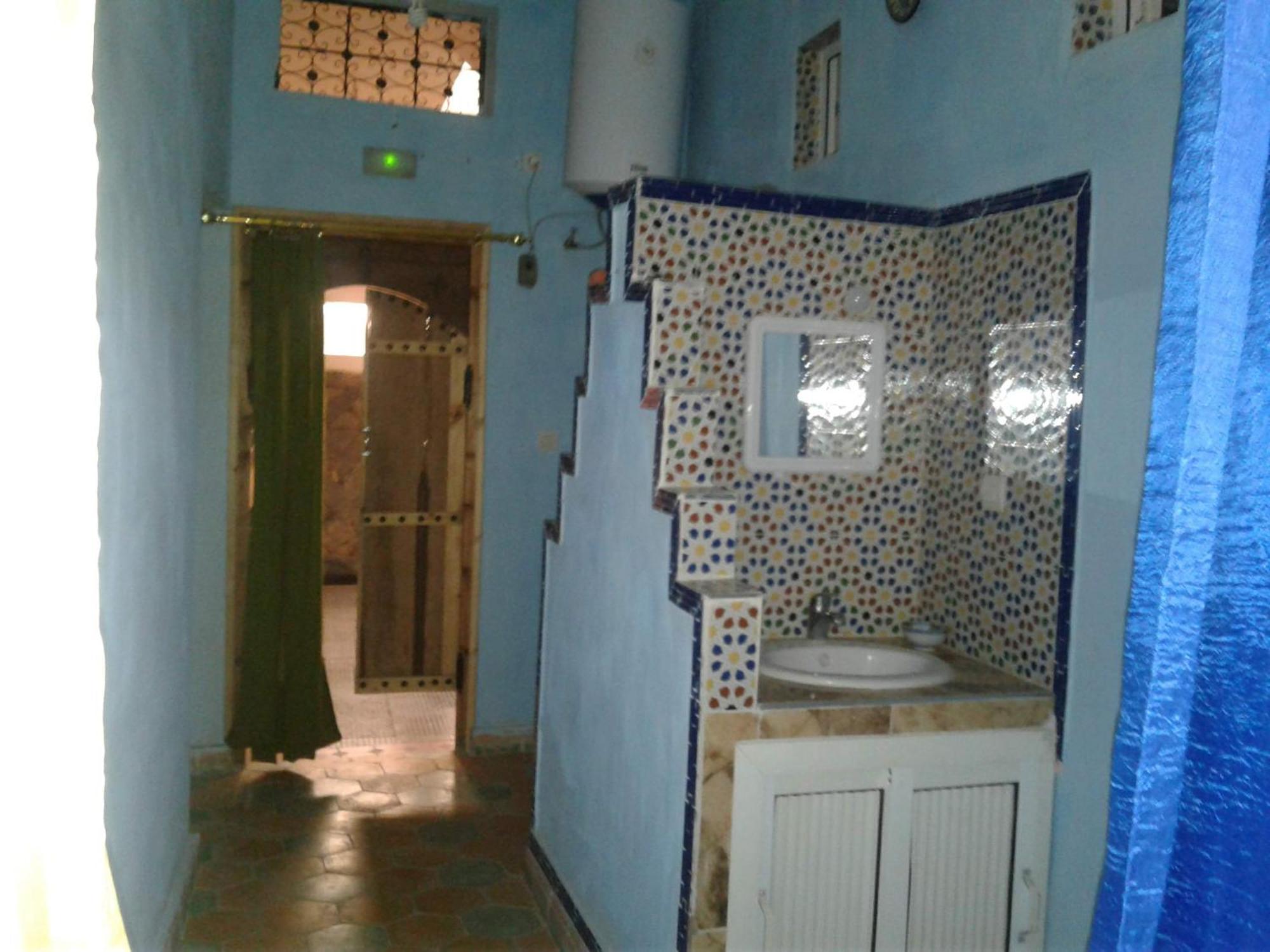 Maison D Hotes Tioute Chez Abdelmajid Buitenkant foto